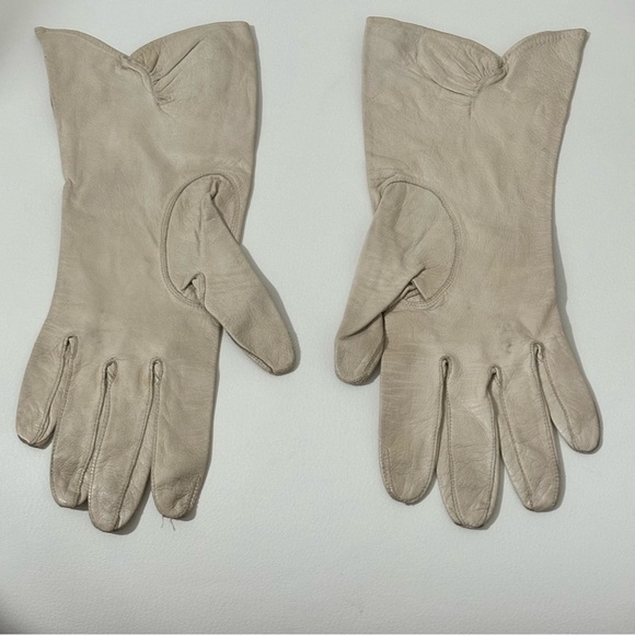 Leather gloves cream made in France size 6.5 - Picture 2 of 4